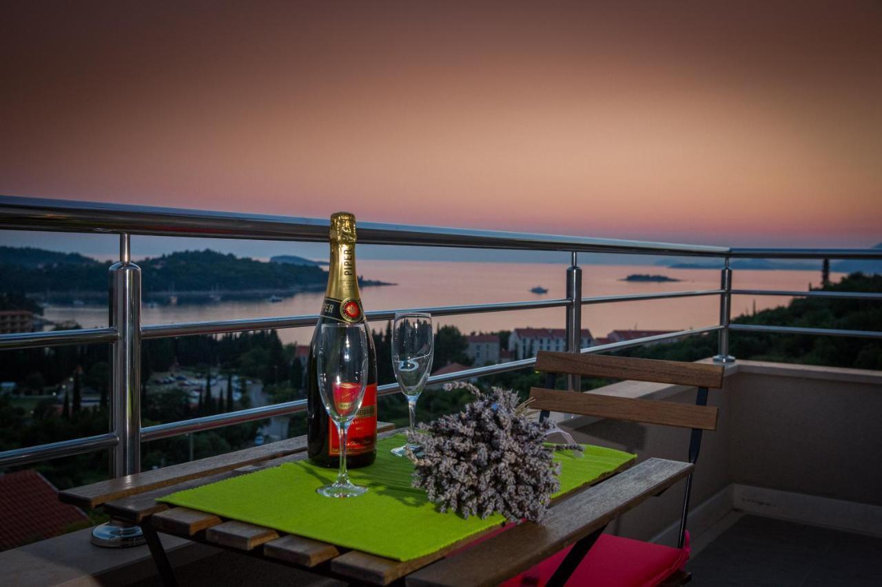 Mediterranean Sunset Apartment