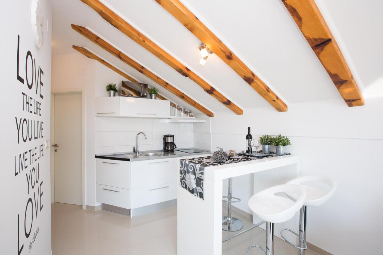 Mediterranean Sunset Apartment